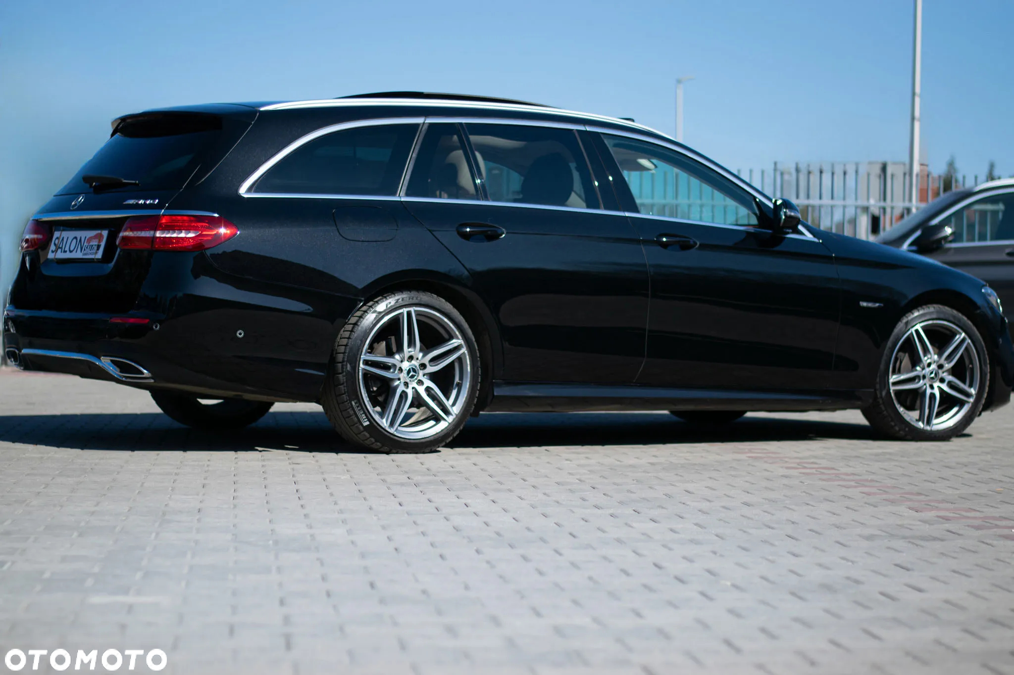 Mercedes-Benz Klasa E 220 d T 9G-TRONIC AMG Line - 35