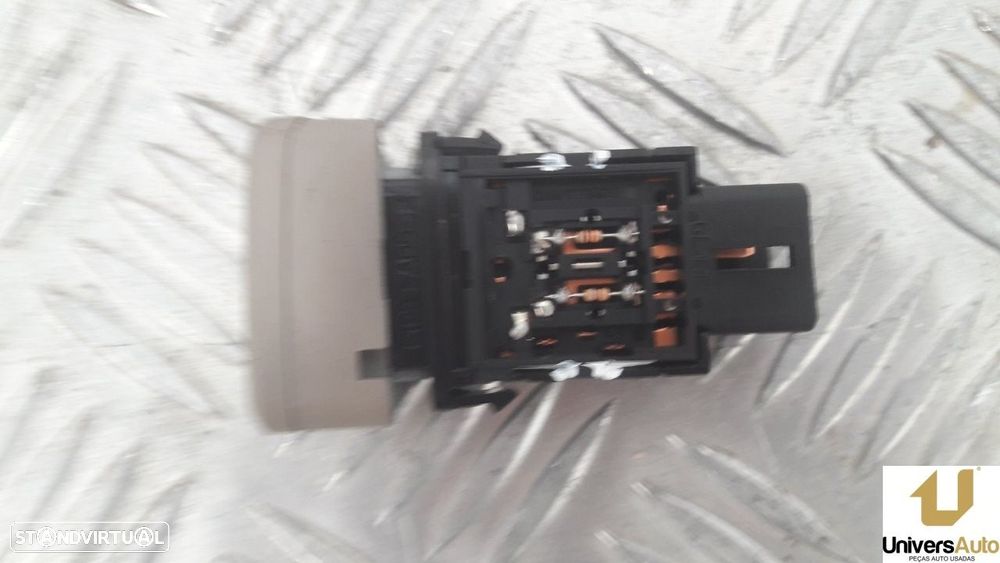 INTERRUPTOR KIA CERATO SEDAN 2007 -593570110W - 2