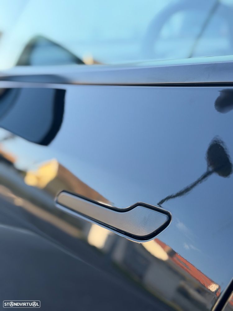 Tesla Model Y Performance Tração Integral - 7