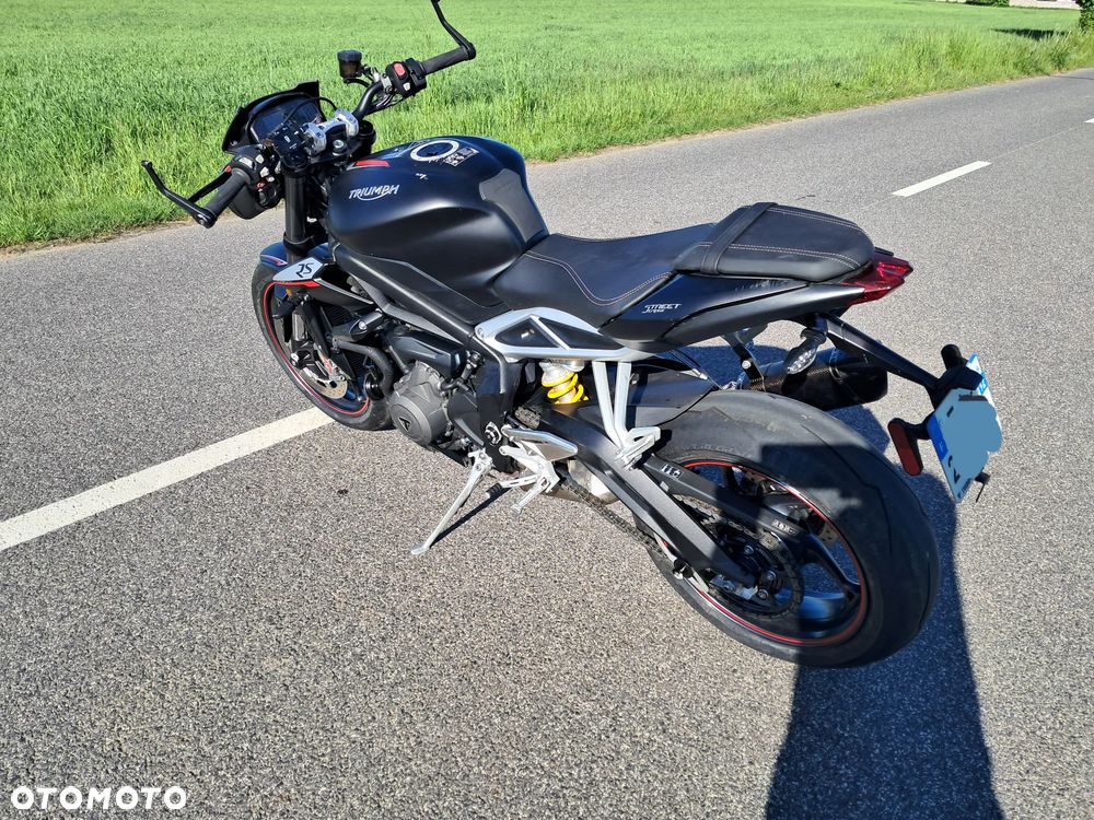 Triumph Street Triple - 5