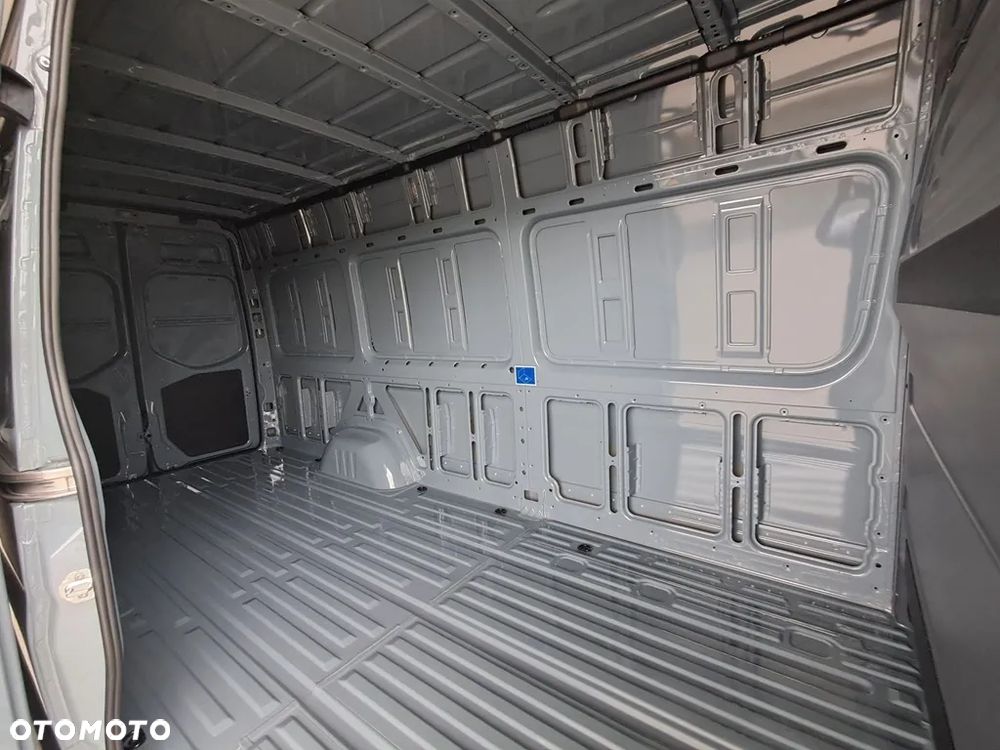 Mercedes-Benz Sprinter Furgon - 10