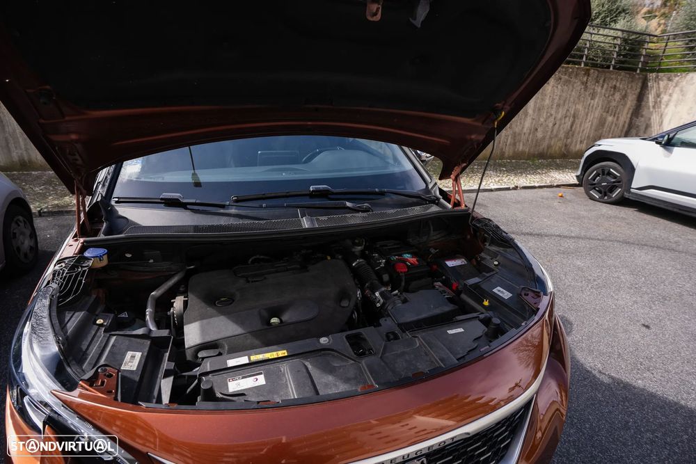 Peugeot 3008 2.0 BlueHDi GT EAT8 - 39