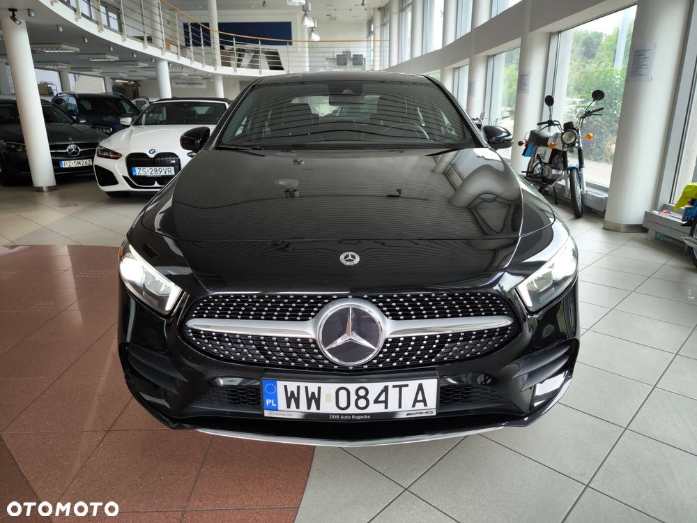 Mercedes-Benz Klasa A 200 AMG Line 7G-DCT - 3