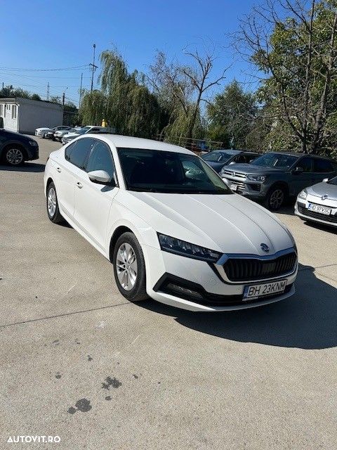 Skoda Octavia Combi 1.0 TSI DSG Mild Hybrid Style - 2