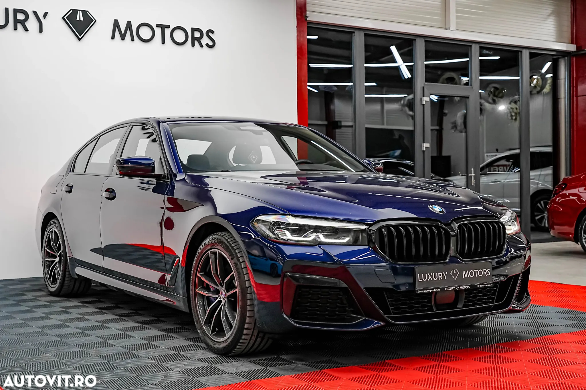 BMW Seria 5 530e Aut. M Sport Edition - 3