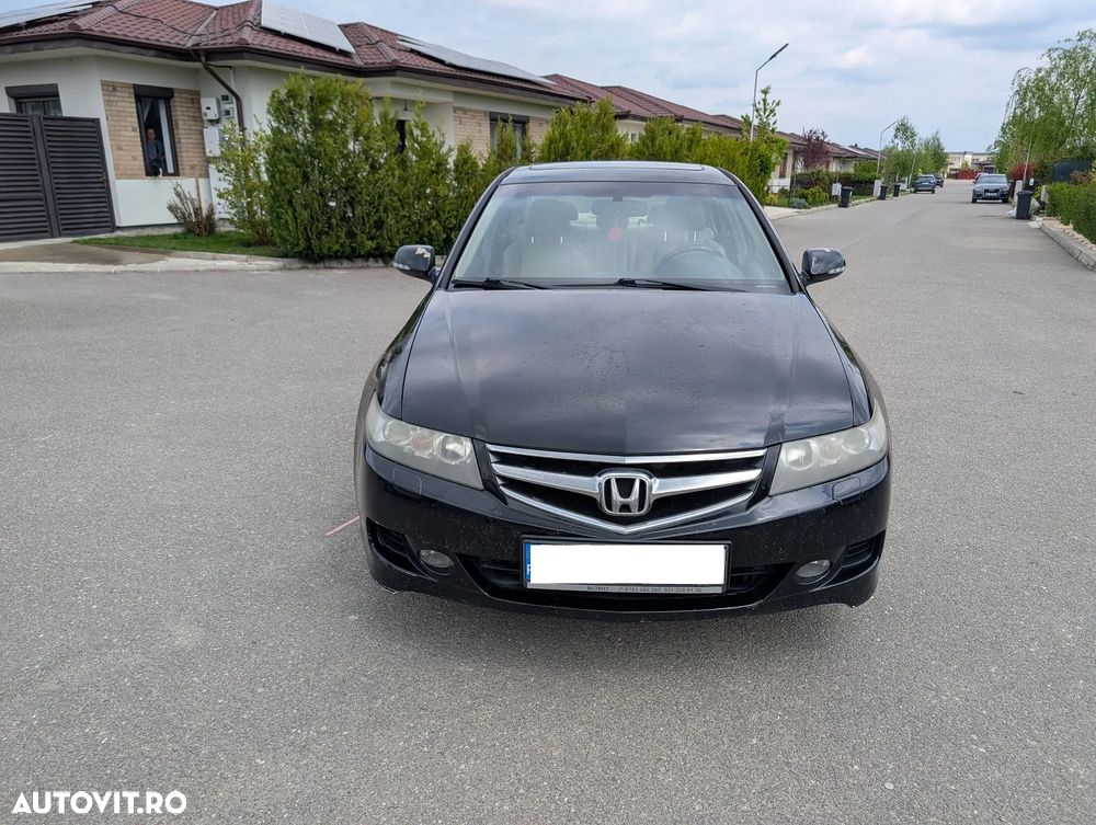 Honda Accord 2.0i Exec - 2