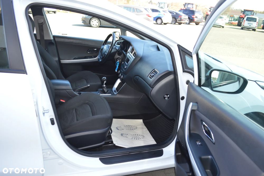Kia Ceed - 15