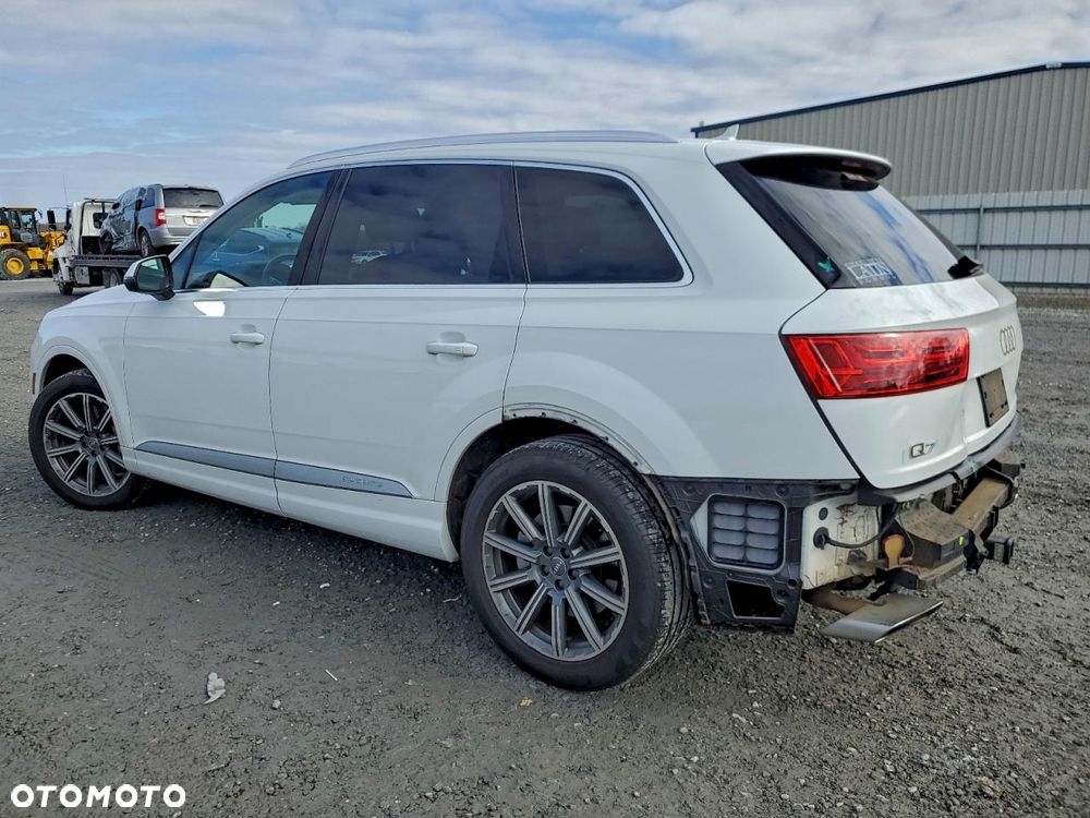 Audi Q7 - 6