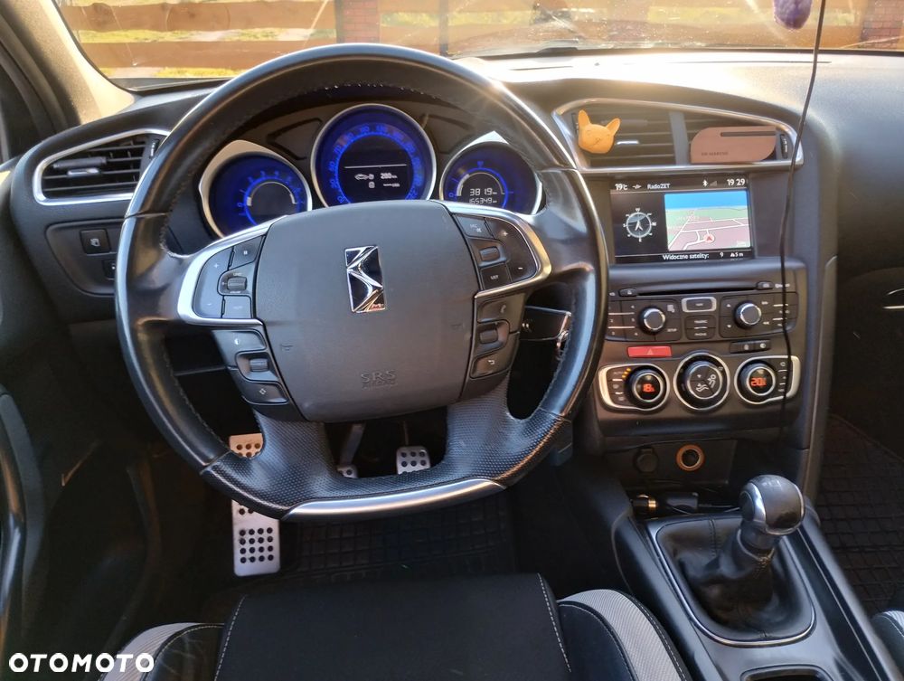 Citroën DS4 VTi 120 SoChic - 8