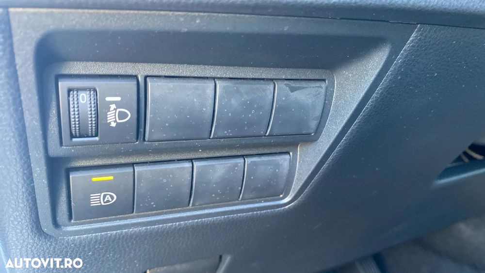 Toyota Yaris 1.5 VVT-i HSD Eco - 12