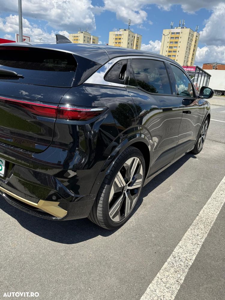 Renault Megane E-TECH 60 kWh 220 CP Iconic - 9