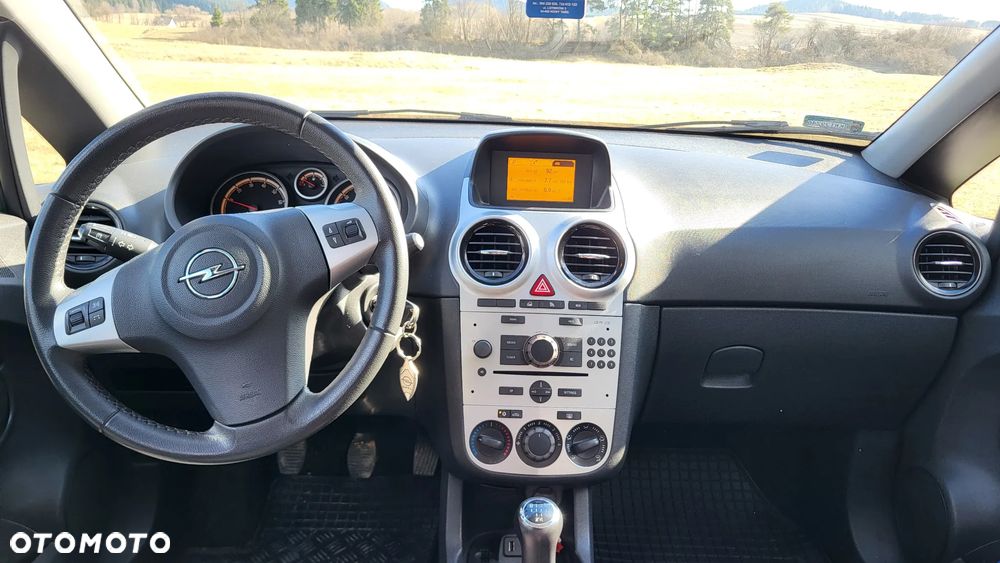 Opel Corsa 1.2 16V Edition / Active - 20