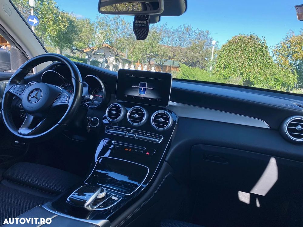 Mercedes-Benz GLC 250 d 4Matic 9G-TRONIC AMG Line - 9