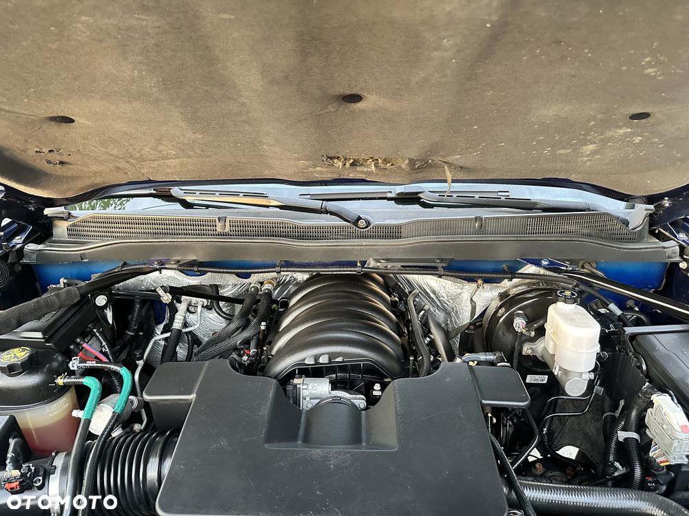 Chevrolet Silverado - 31