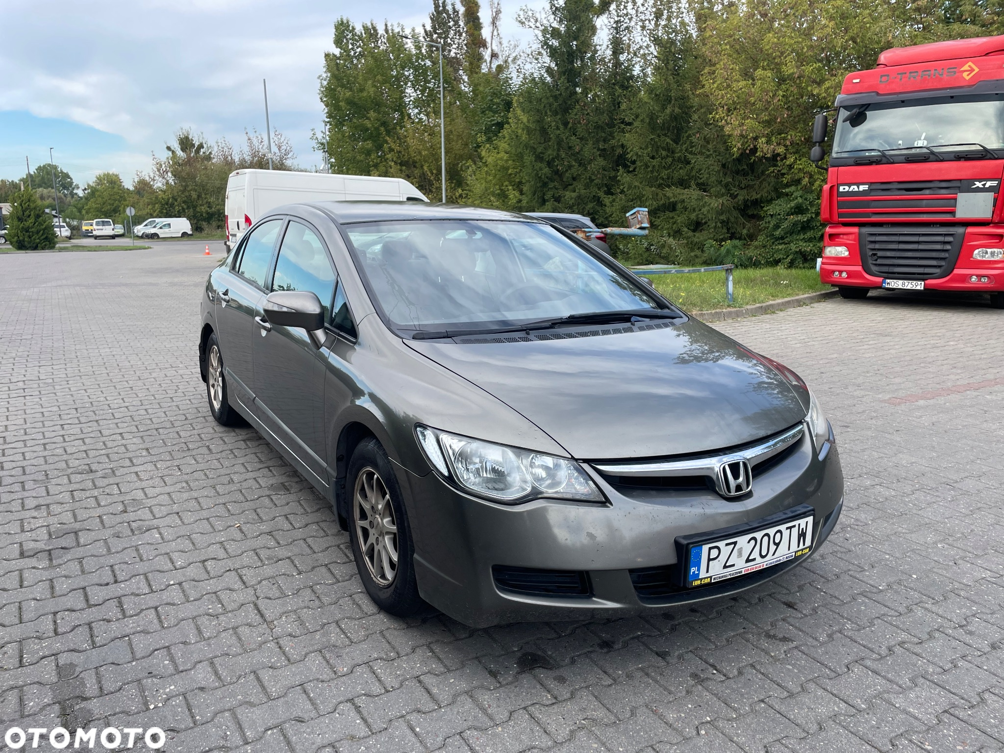 Honda Civic 1.8 Comfort - 11