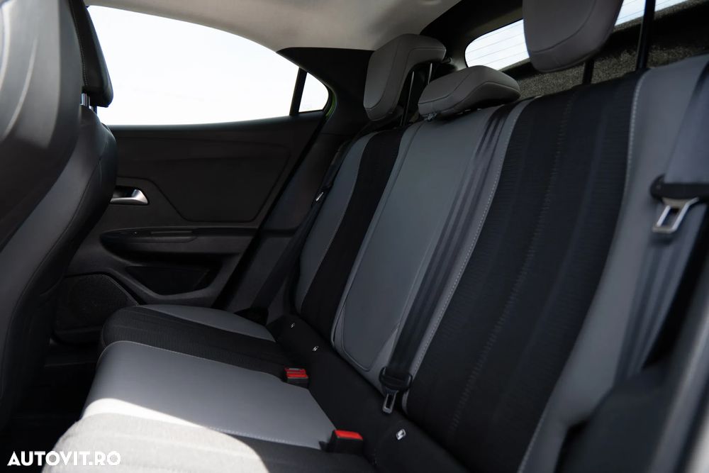 Opel Mokka 1.2L Turbo Start/Stop Aut. Elegance - 9