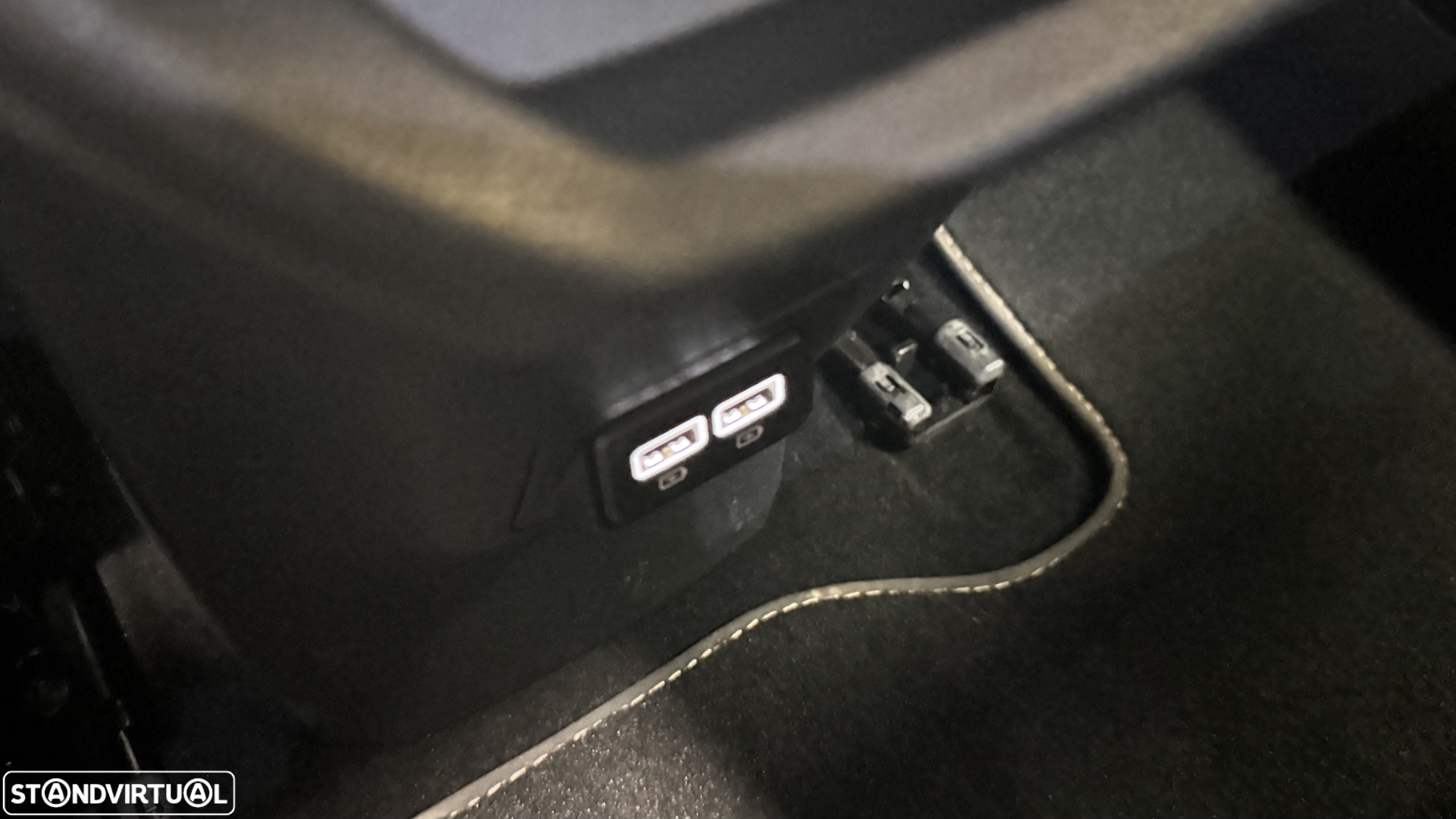 Peugeot 3008 1.6 Hybrid GT Pack e-EAT8 - 16