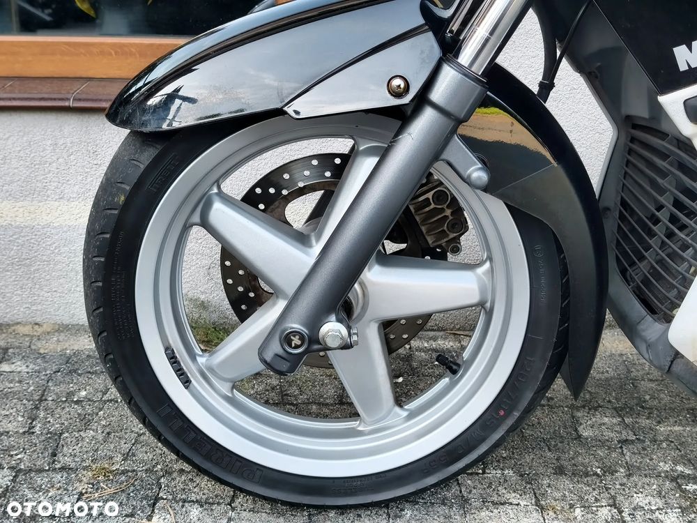 Yamaha X-max - 19