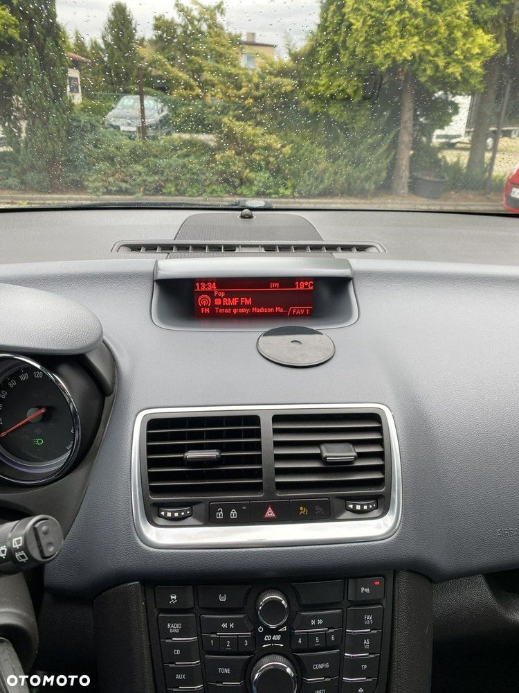 Opel Meriva - 23