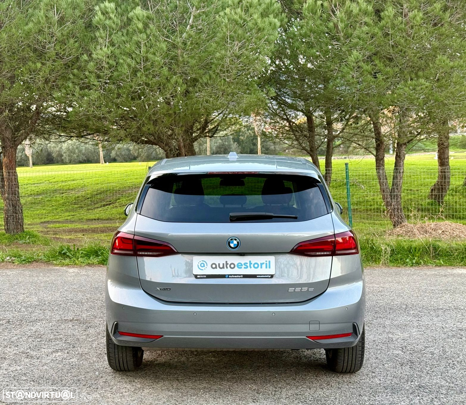 BMW 225xe Active Tourer - 9