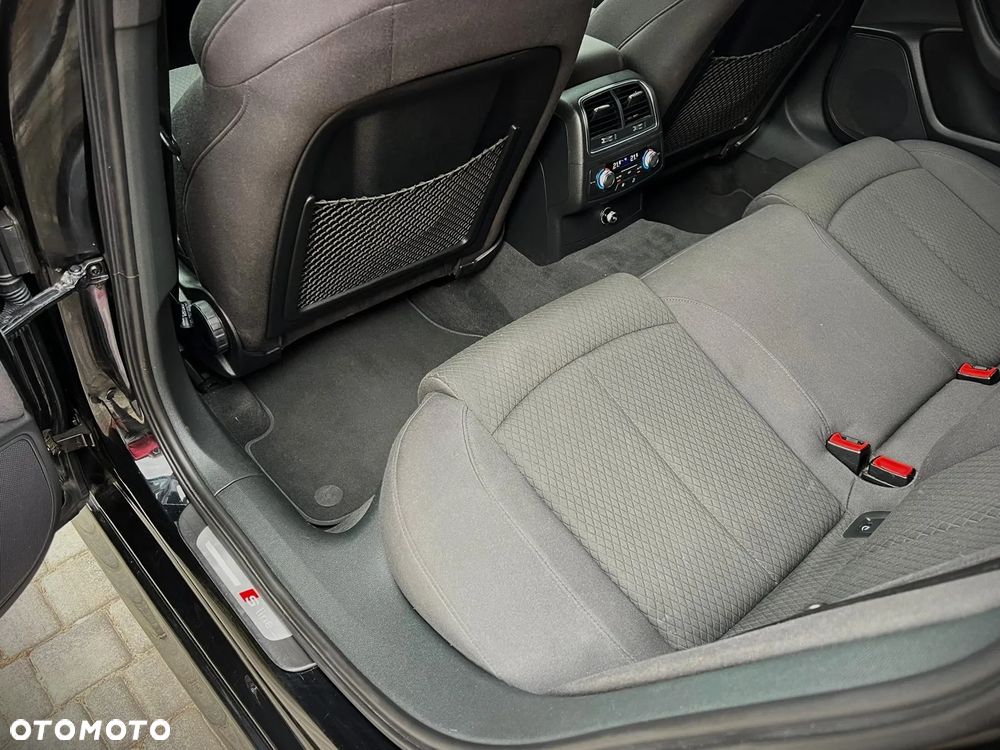 Audi A6 Avant 2.0 TDI Ultra S tronic - 20