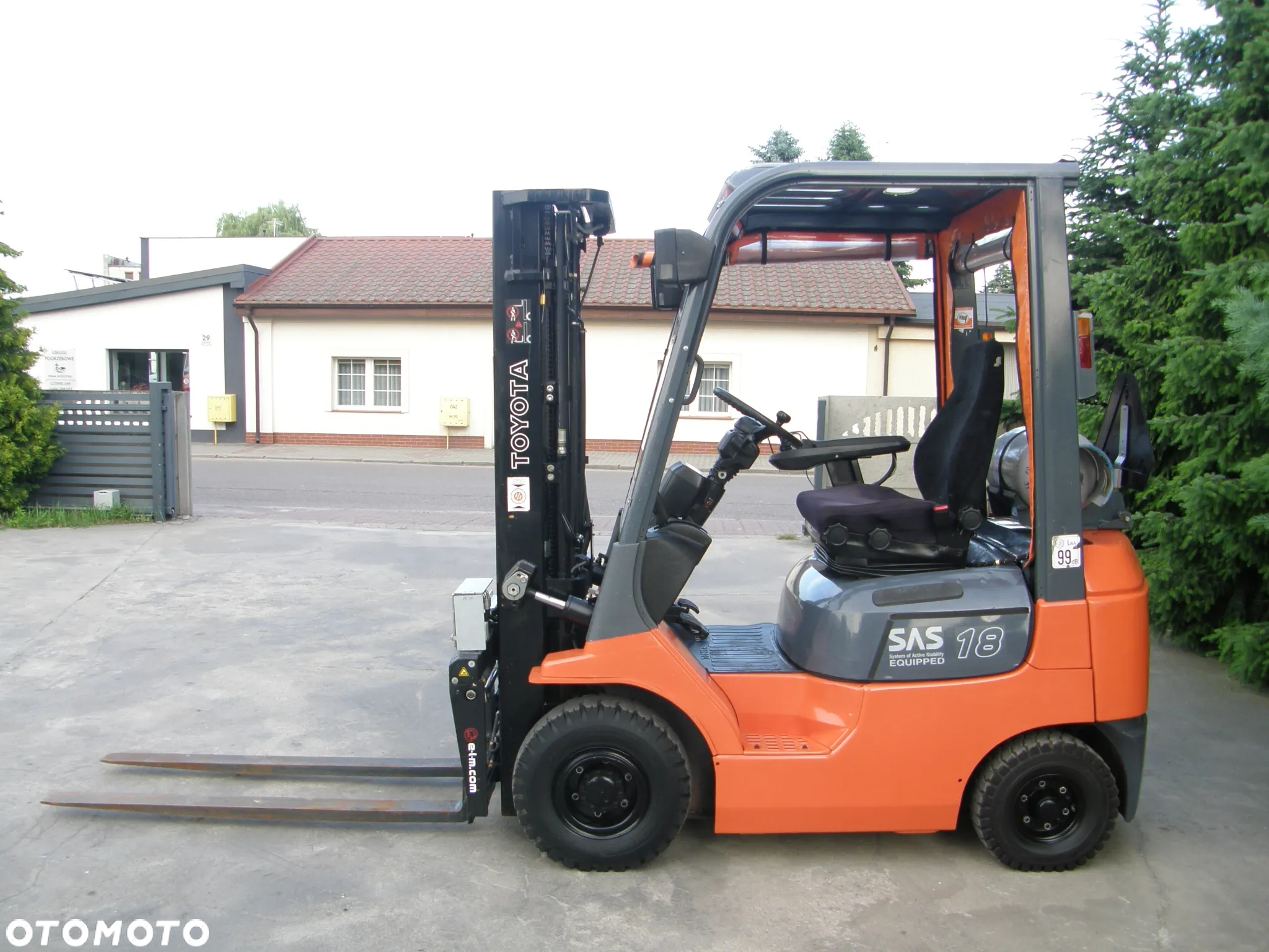 Toyota 7FGF18 2007 TRIPLEX 4,70m pozycjoner - 11