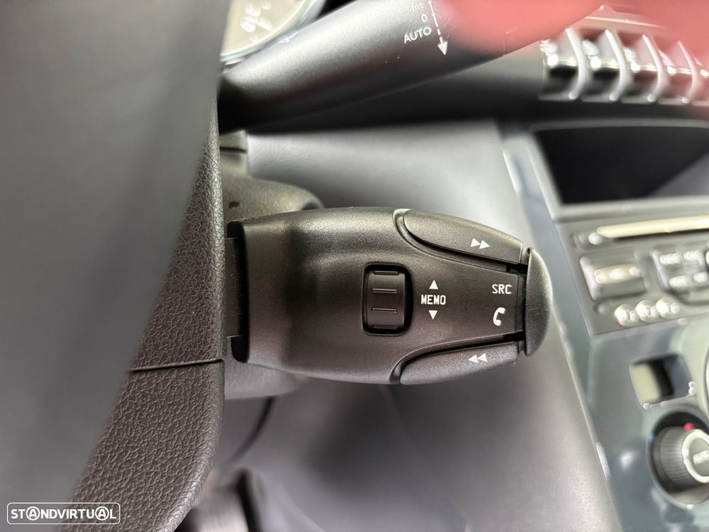 Peugeot 3008 1.6 HDi Allure - 19