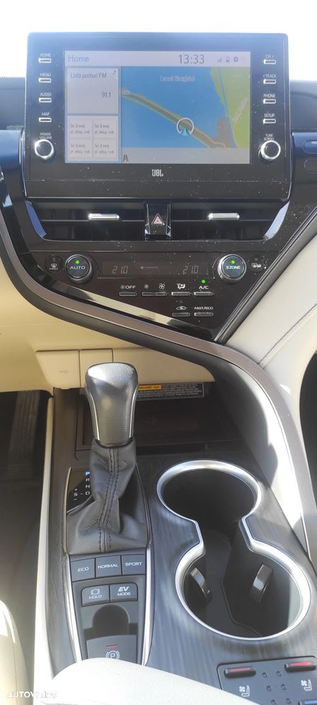 Toyota Camry 2.5 Exclusive - 23