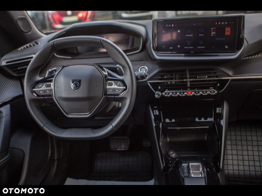 Peugeot 2008 1.2 PureTech Allure S&S EAT8 - 11