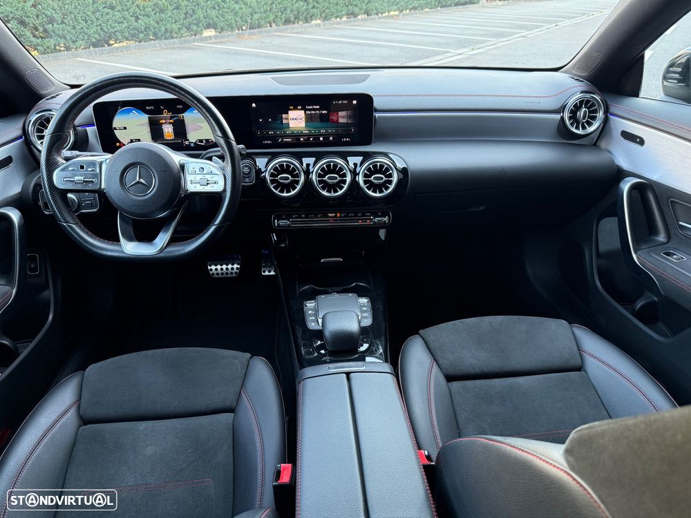 Mercedes-Benz CLA 180 d Shooting Brake 7G-DCT AMG Line - 17