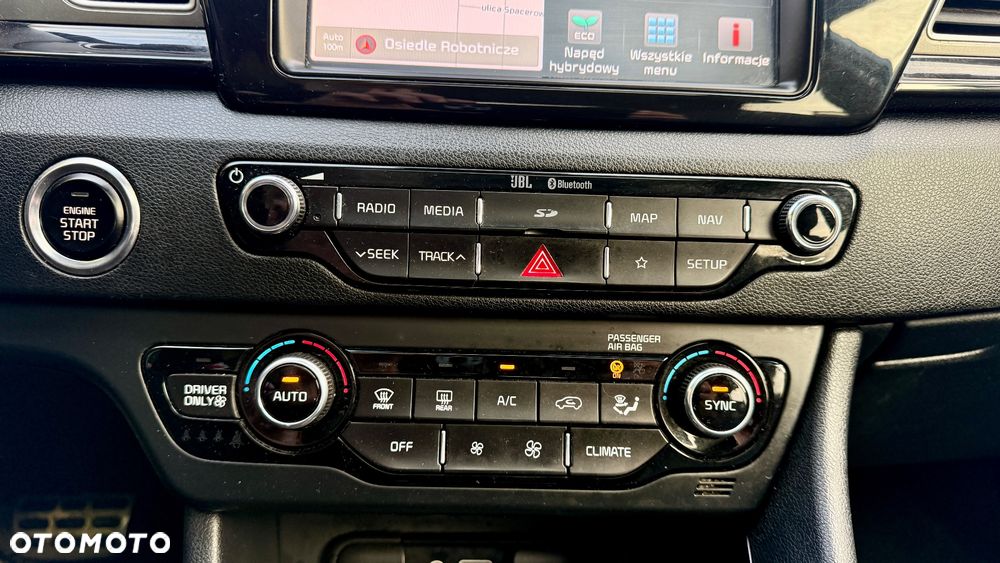 Kia Niro 1.6 GDI Hybrid L Business Line - 25
