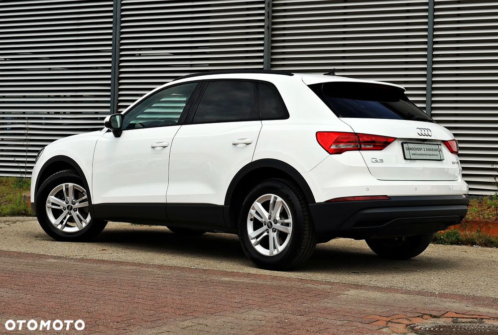 Audi Q3 35 TFSI S tronic - 9