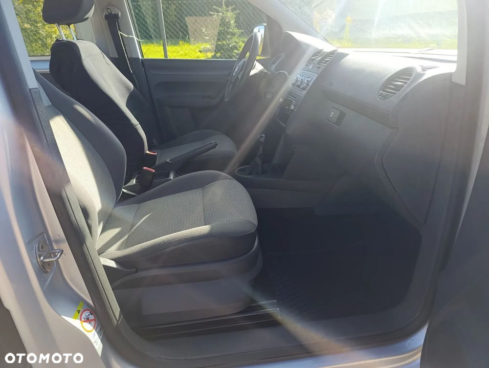 Volkswagen Caddy Maxi - 20