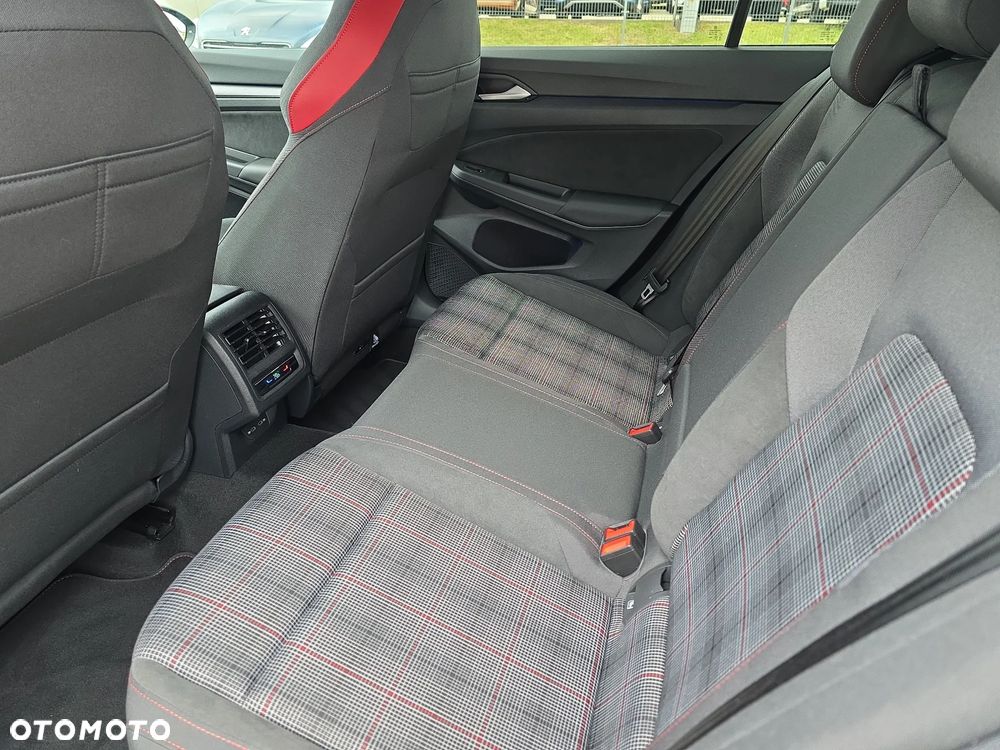 Volkswagen Golf 2.0 TSI GTI DSG - 26