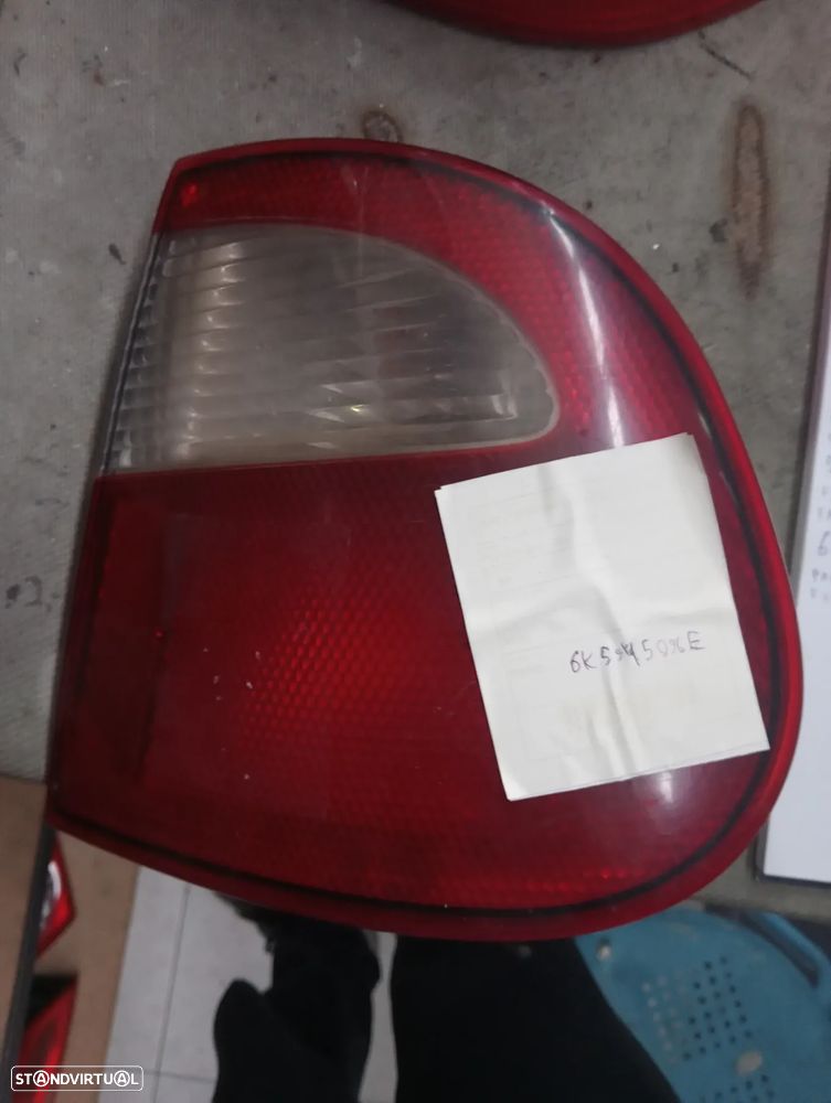Farolim stop painel direito Seat Cordoba 93 - 99 / 6K5945096E - 1