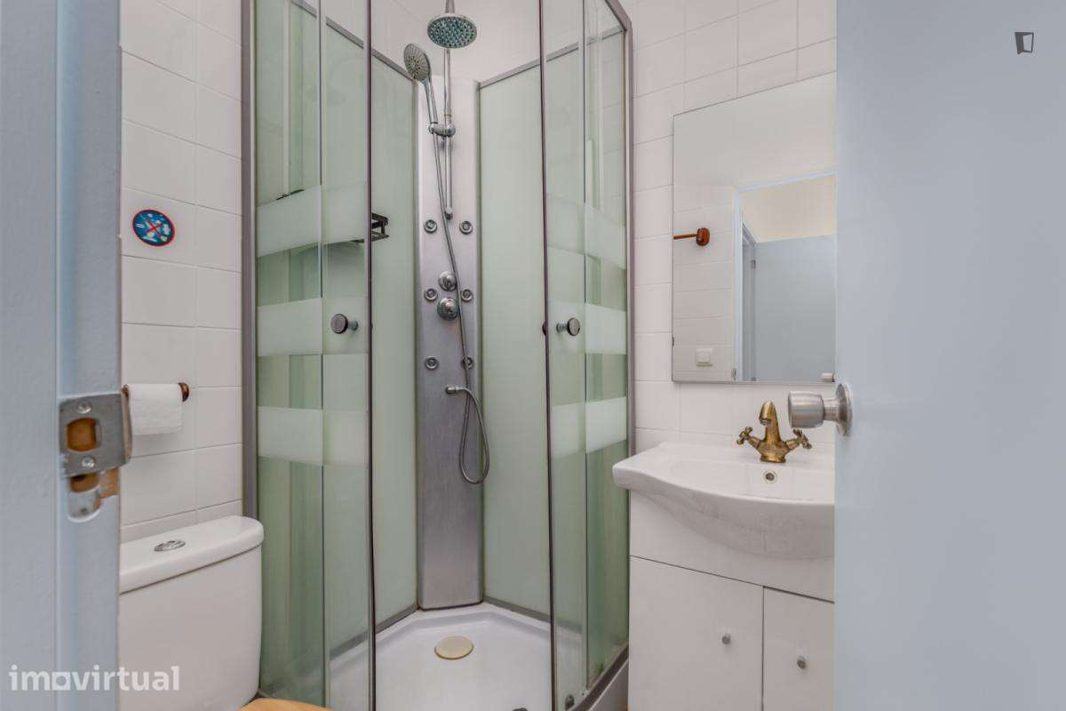 Quarto - localizado em Picoas Lisbon - Grande imagem: 2/21