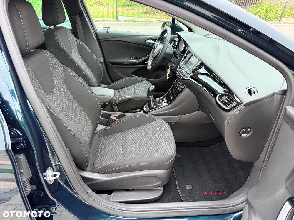 Opel Astra 1.4 T Elite - 21