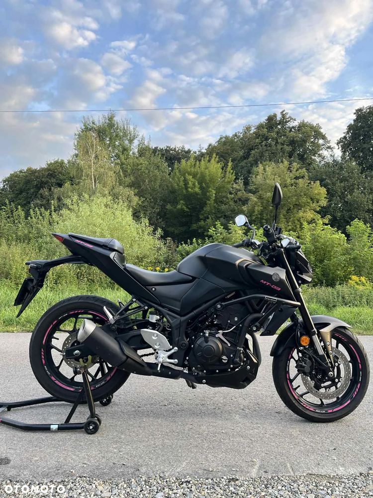 Yamaha MT - 1
