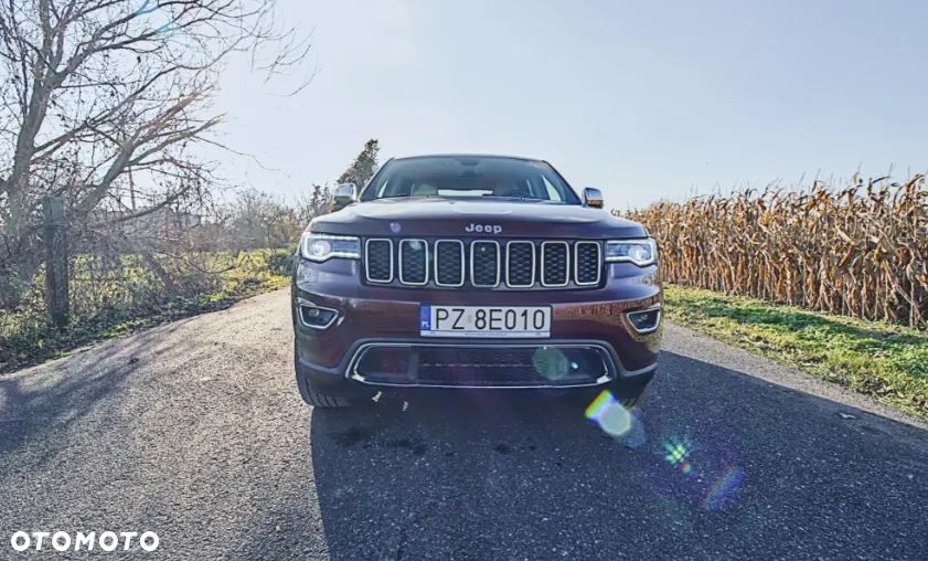 Jeep Grand Cherokee - 14