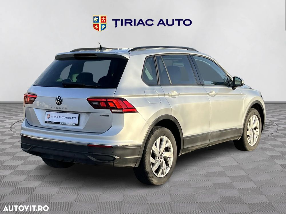 Volkswagen Tiguan - 6