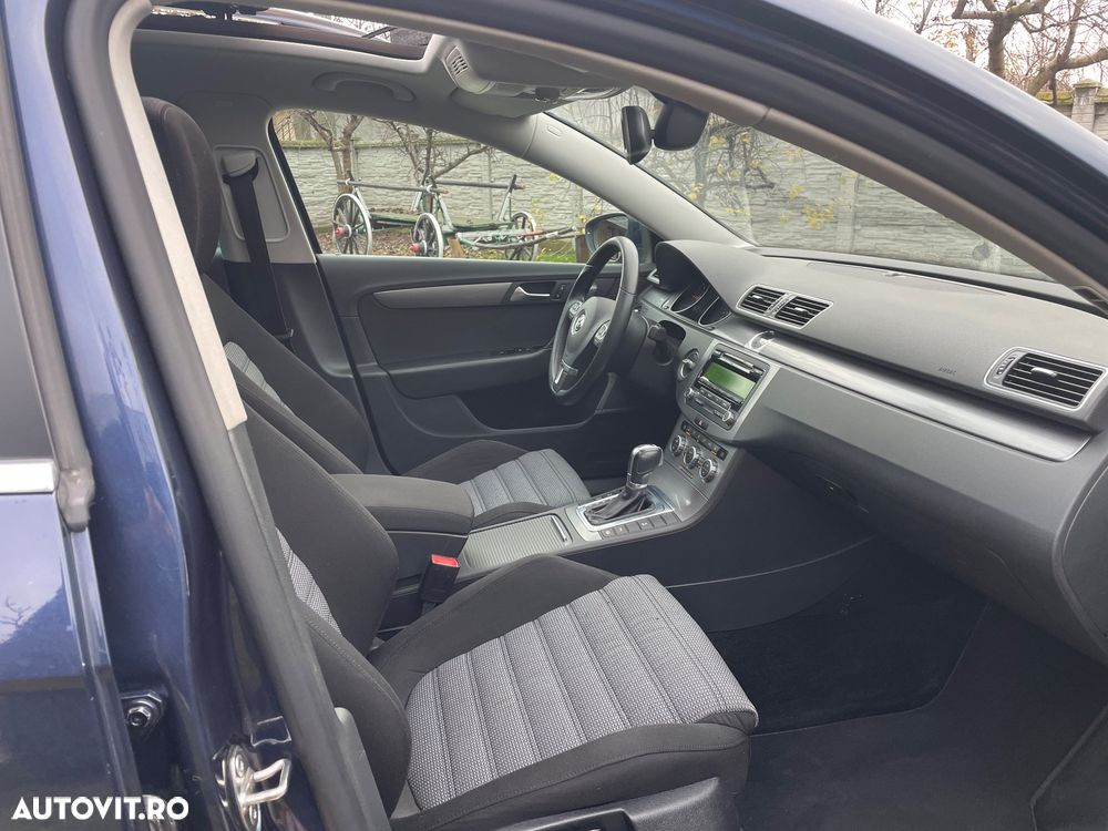 Volkswagen Passat - 14