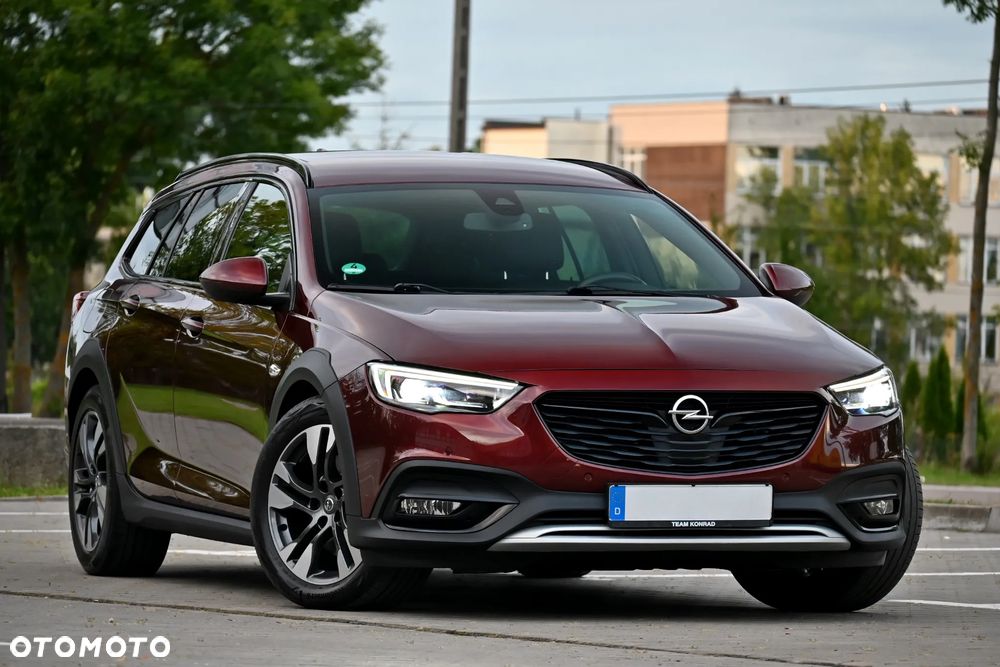 Opel Insignia CT 2.0 CDTI 4x4 Exclusive S&S - 2