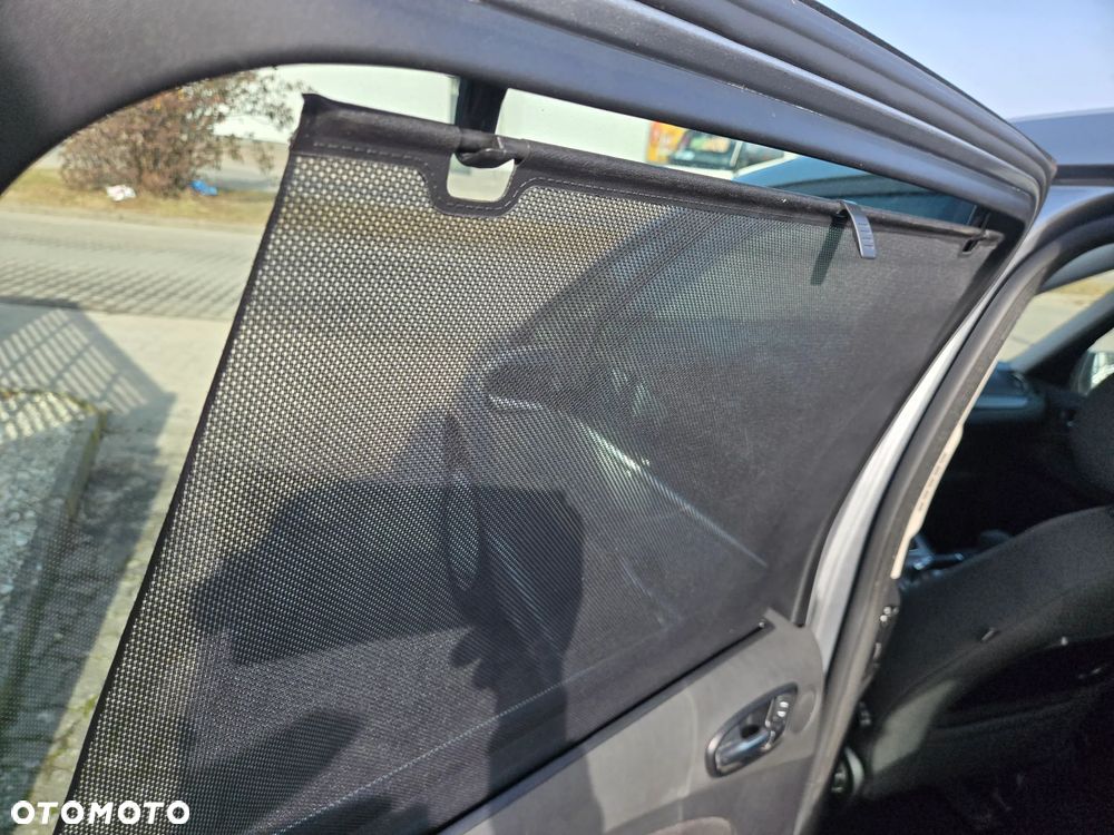 Ford Galaxy 2.0 Concept - 12