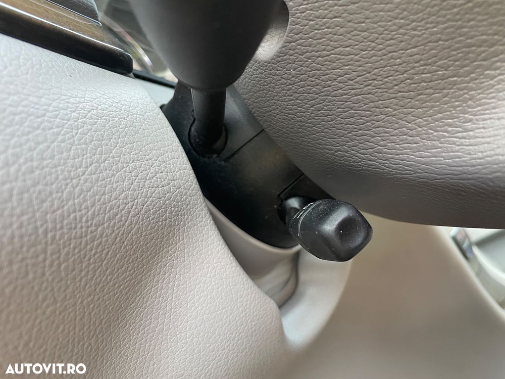 Mercedes-Benz E - 22