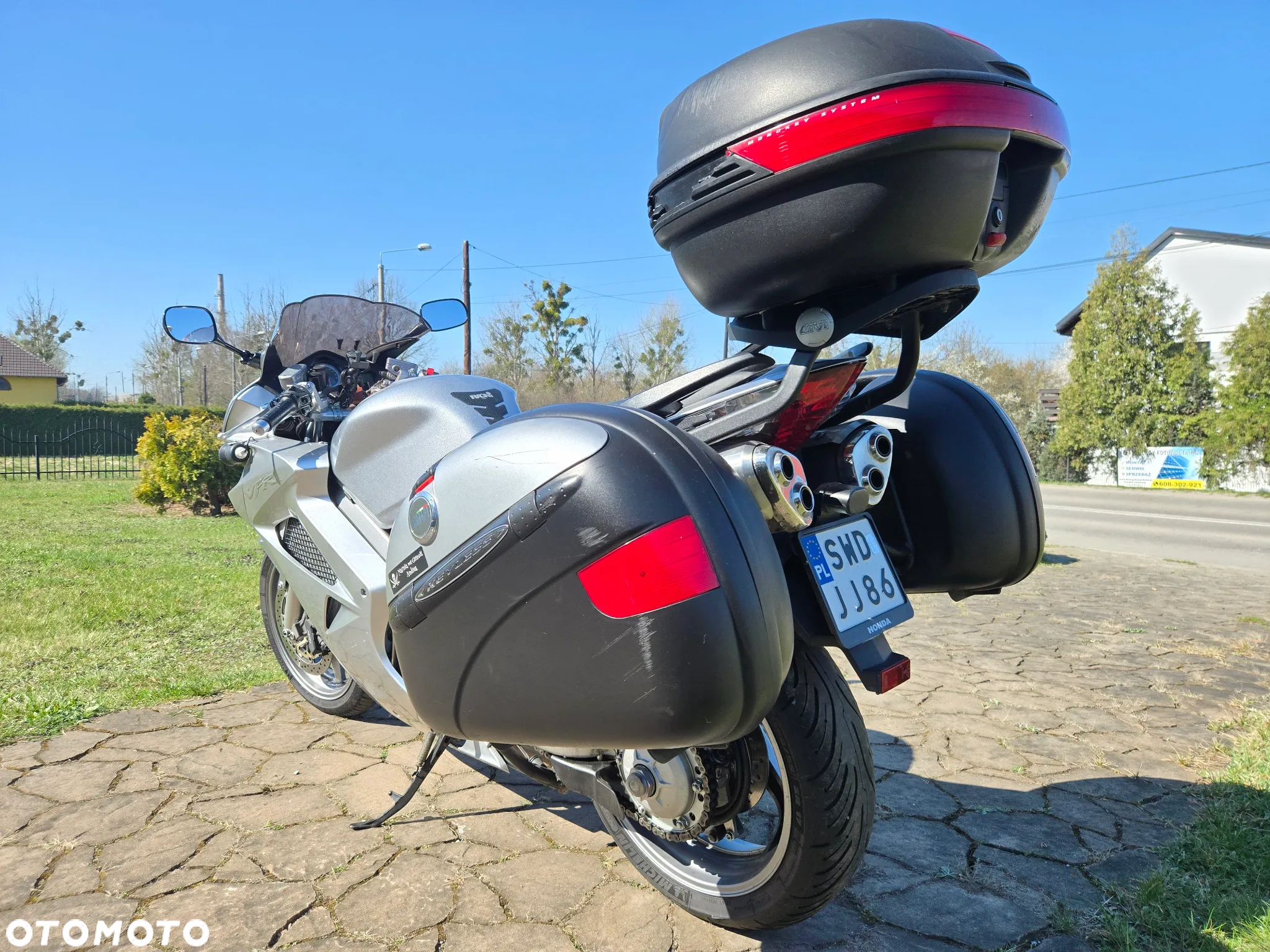 Honda VFR - 5
