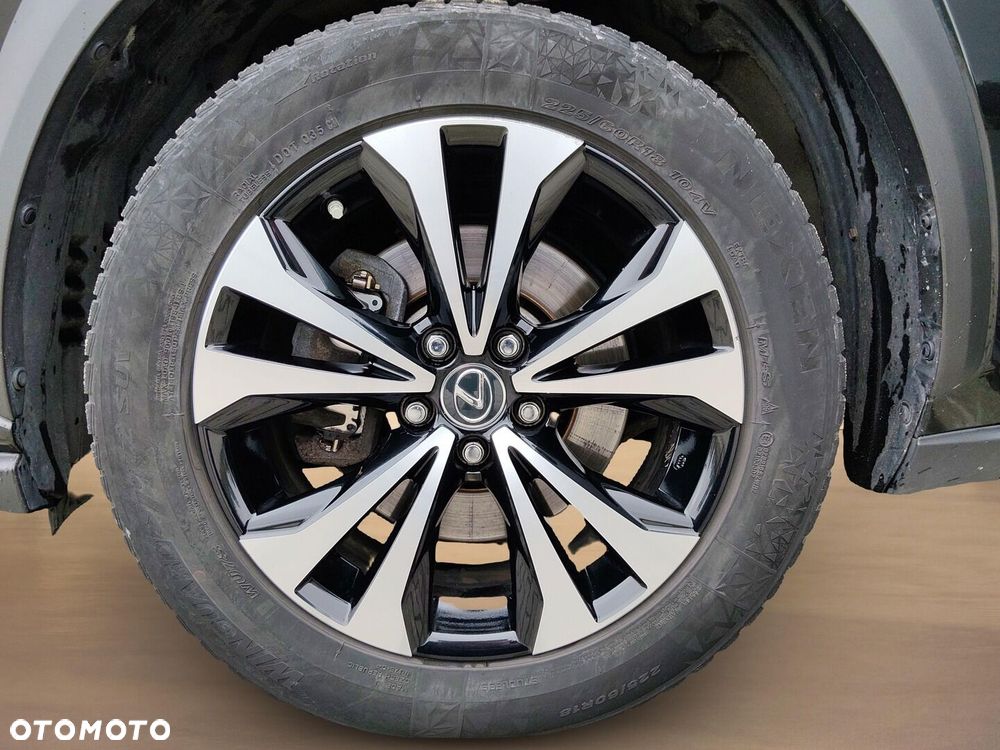 Lexus NX 300h F Impression AWD - 34