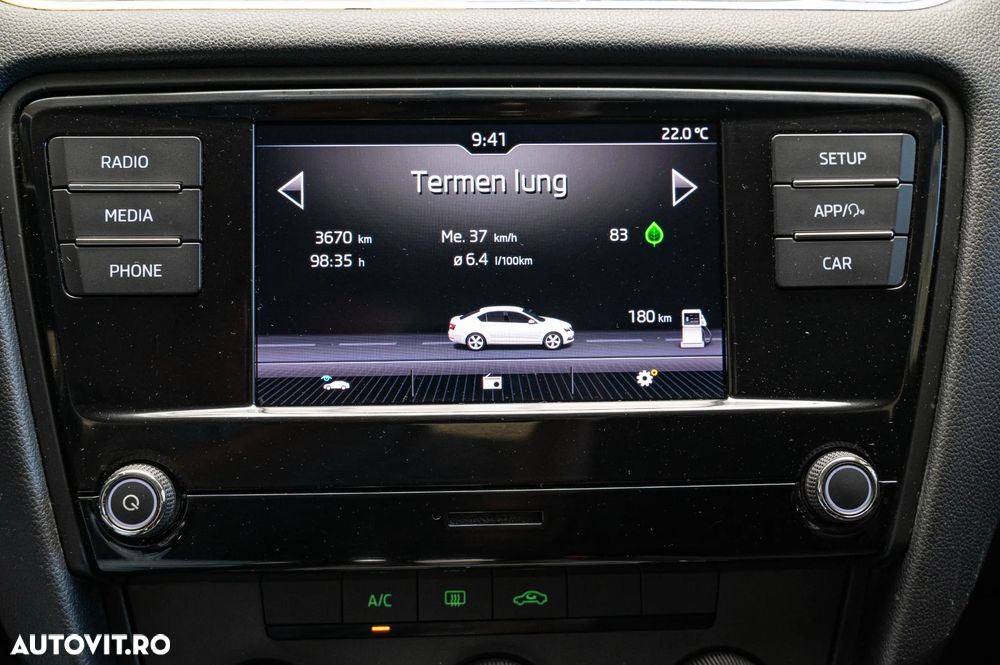 Skoda Octavia 2.0 TDI 4X4 DSG Style - 22