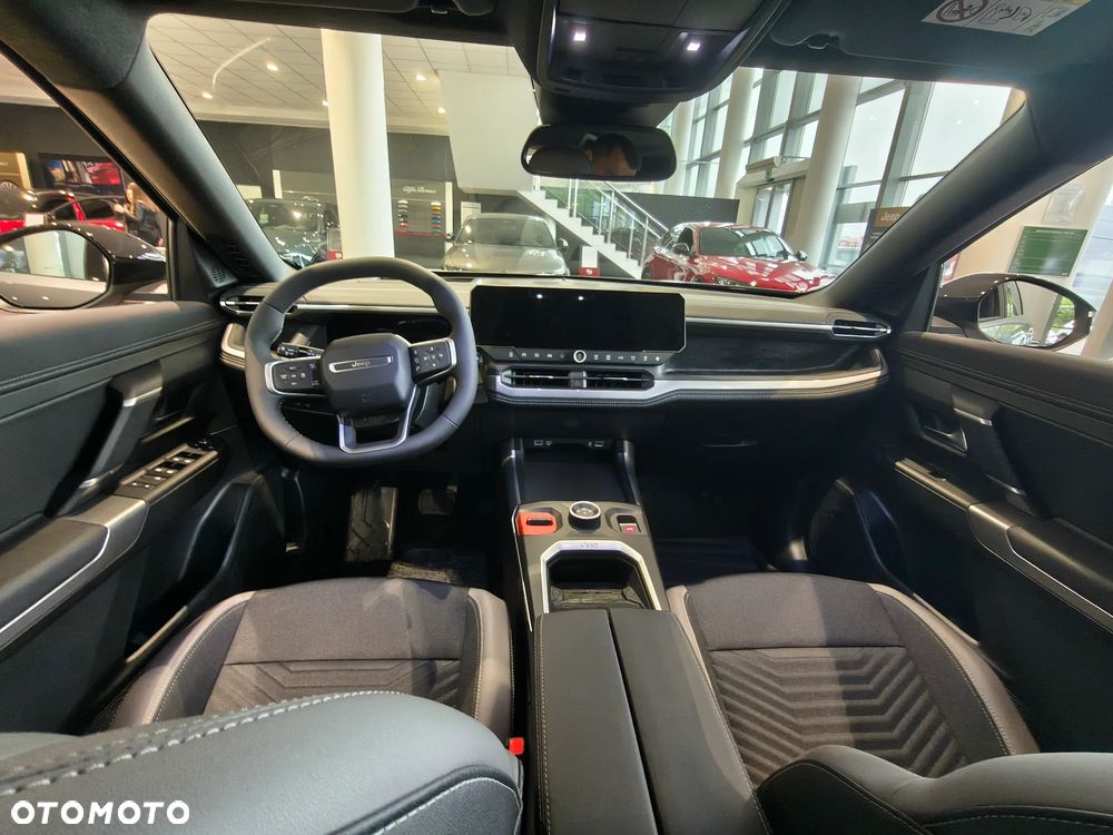 Jeep Compass 1.2 T3 mHEV Altitude FWD DCT - 12