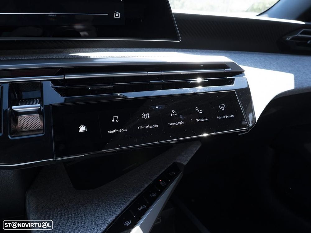 Peugeot E-3008 73 kWh GT - 34