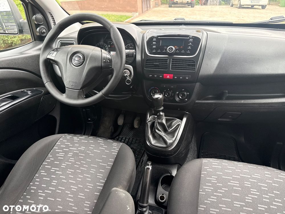 Opel Combo - 12